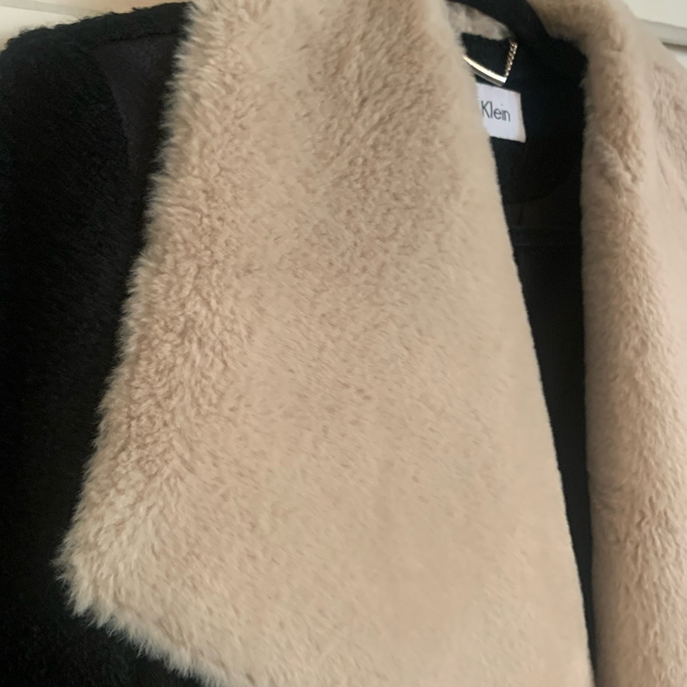 Calvin Klein Women’s Coat Black with Faux Fur - Picture 5 of 5